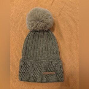 Catherine Malandrino Cozy Brown Knit Beanie with Pom Pom